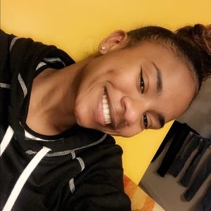 Meet your Posher, Kyla